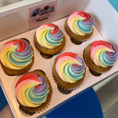 6 Pack Rainbow Cupcakes
